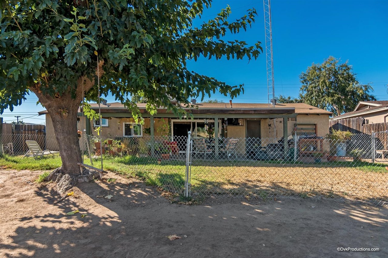 9415 Pike Road Santee, CA 92071 - Photo 13 of 15