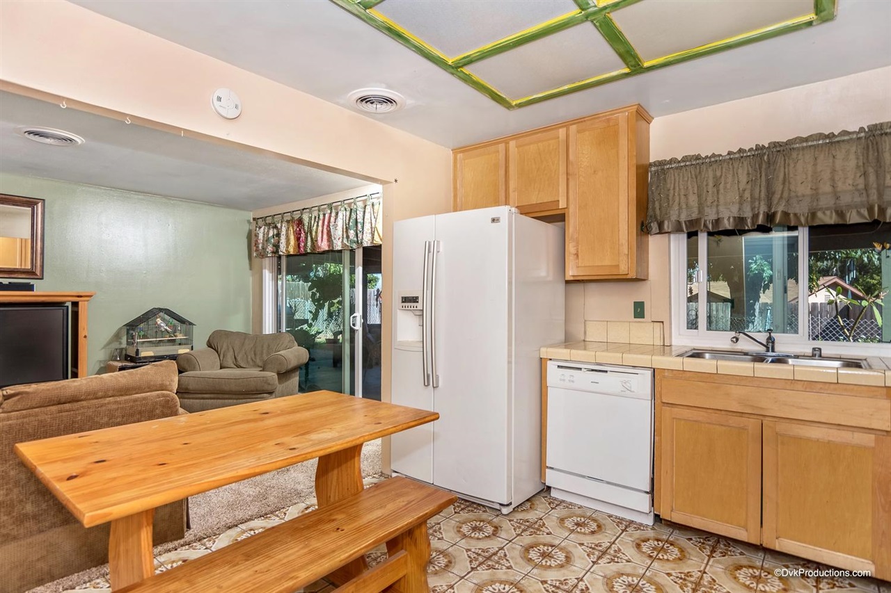 9415 Pike Road Santee, CA 92071 - Photo 8 of 15