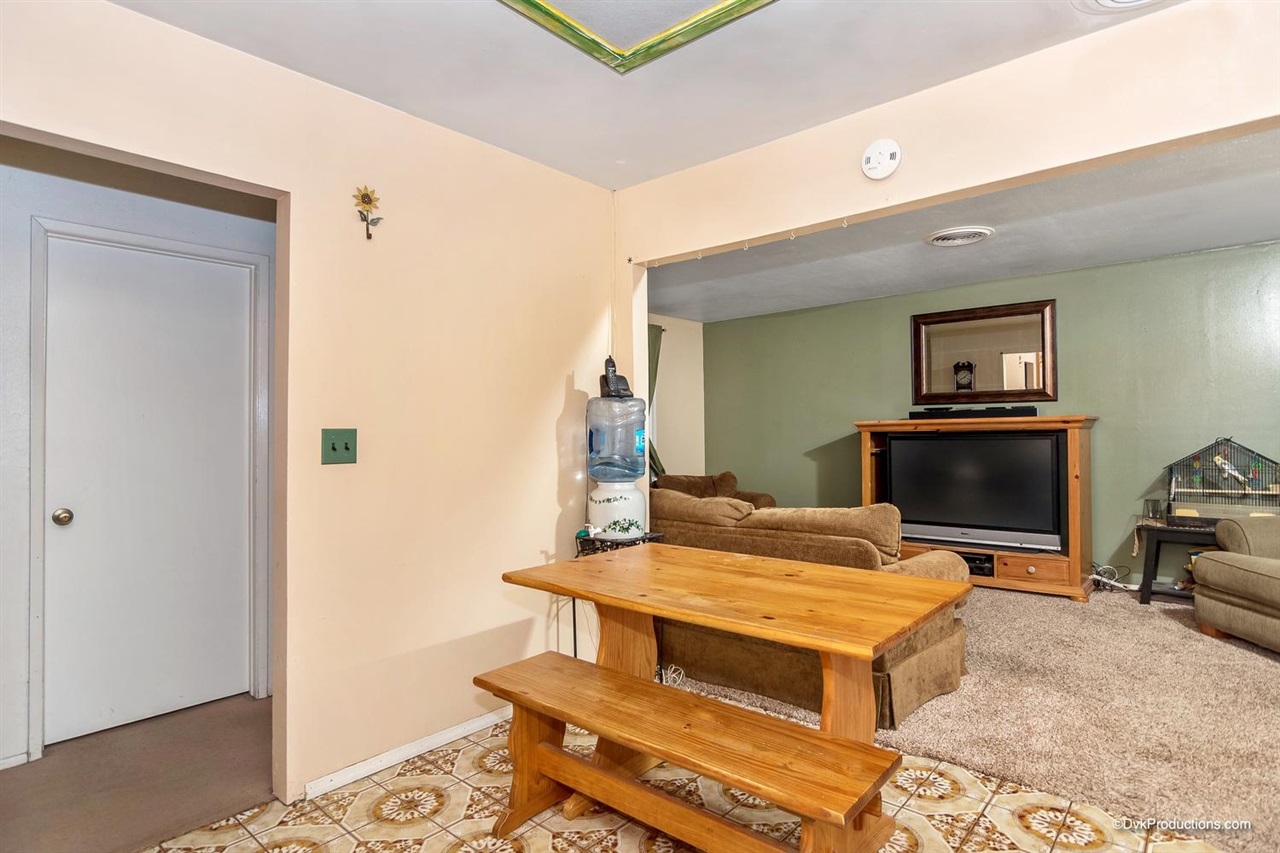 9415 Pike Road Santee, CA 92071 - Photo 9 of 15