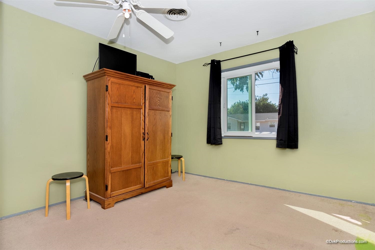 9415 Pike Road Santee, CA 92071 - Photo 10 of 15