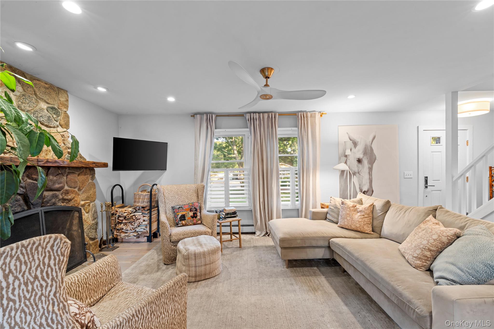 36 Argonne Road West Hampton Bays, NY 11946 - Photo 4 of 21