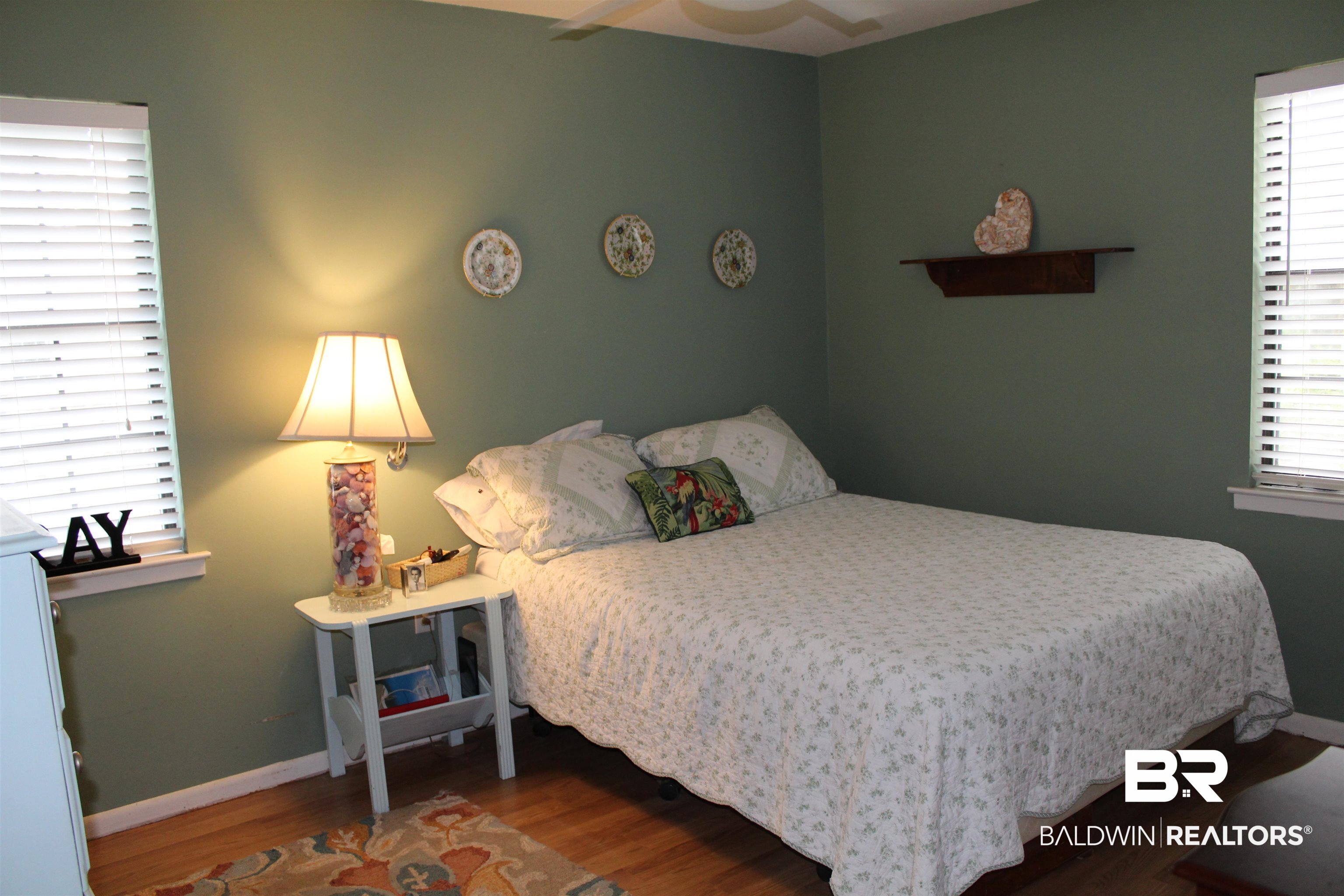 10410 Longview Drive Foley, AL 36535 - Photo 7 of 15 Master Bedroom
