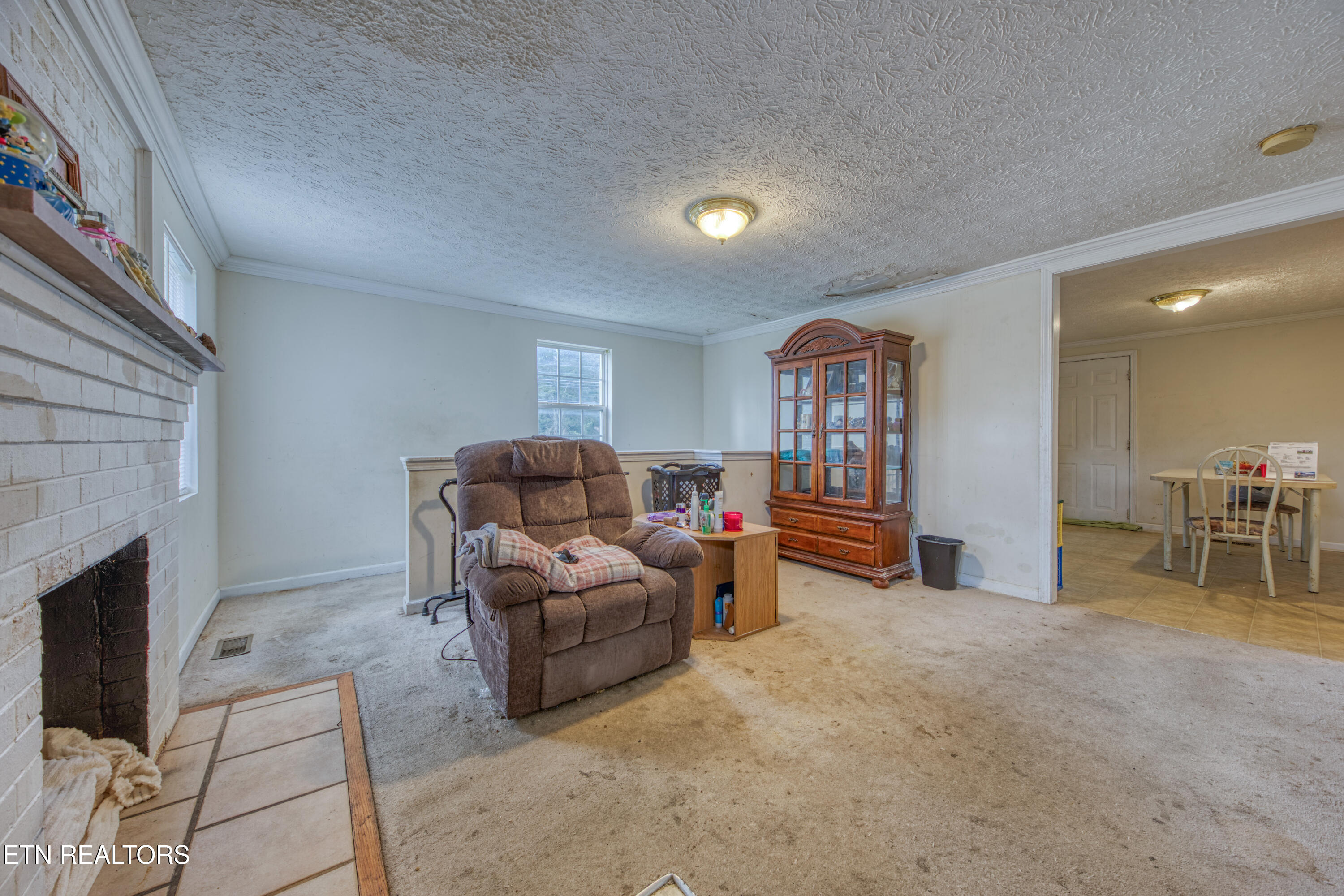 2225 Madison Road Northwest Knoxville, TN 37912 - Photo 3 of 15 0H3A2346_7