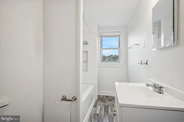 $2,000 | 4645 Umbria Street, Unit 3, Philadelphia, PA 19127