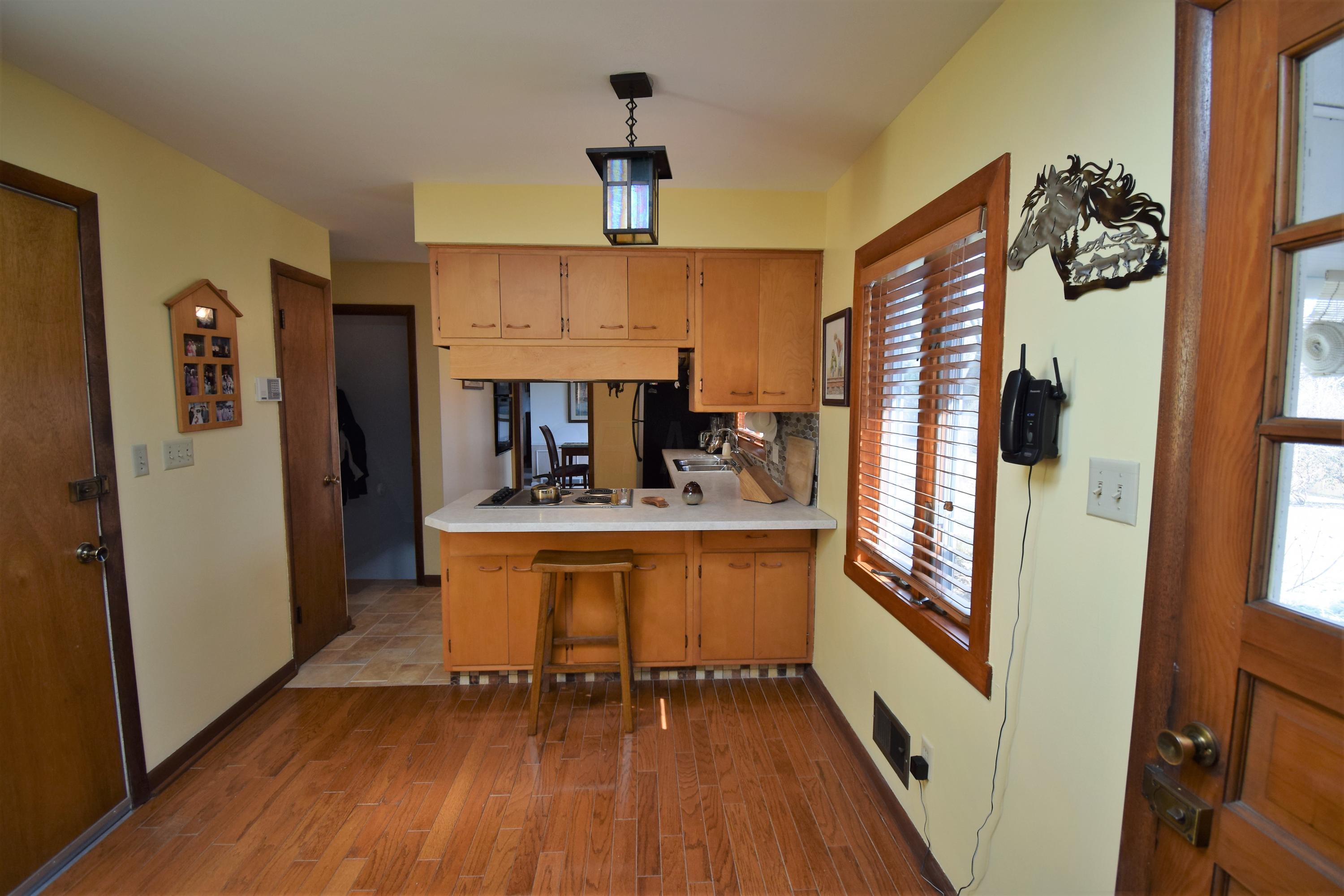 2087 McCoy Road Columbus, OH 43220 - Photo 13 of 34 Gallery Image 13