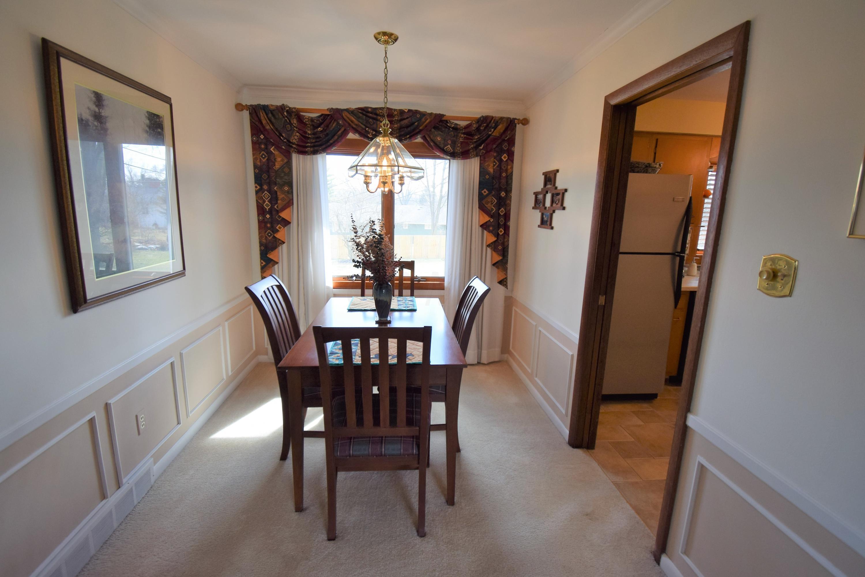 2087 McCoy Road Columbus, OH 43220 - Photo 10 of 34 Gallery Image 10