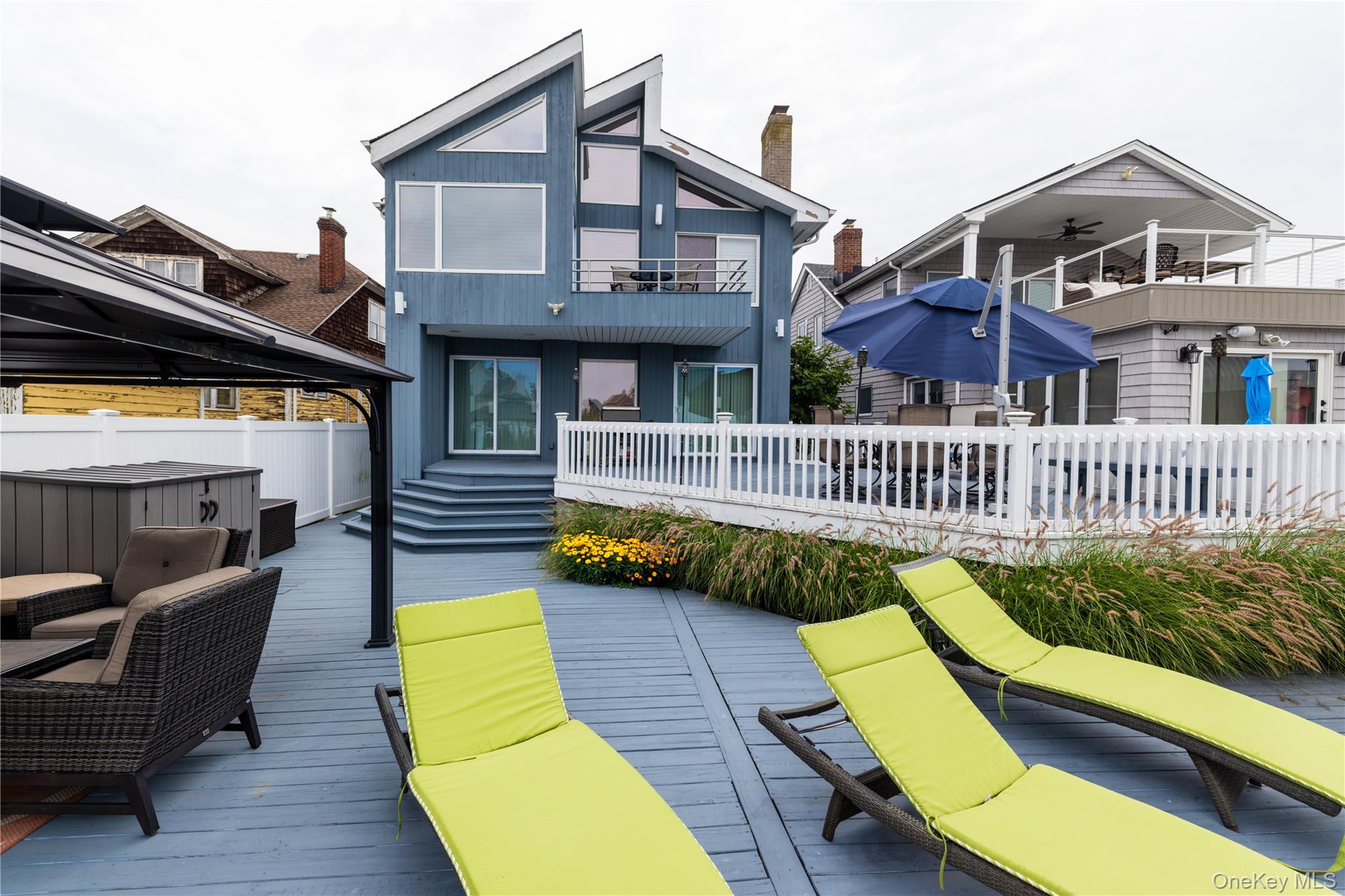 2590 Riverside Drive Wantagh, NY 11793 - Photo 27 of 27