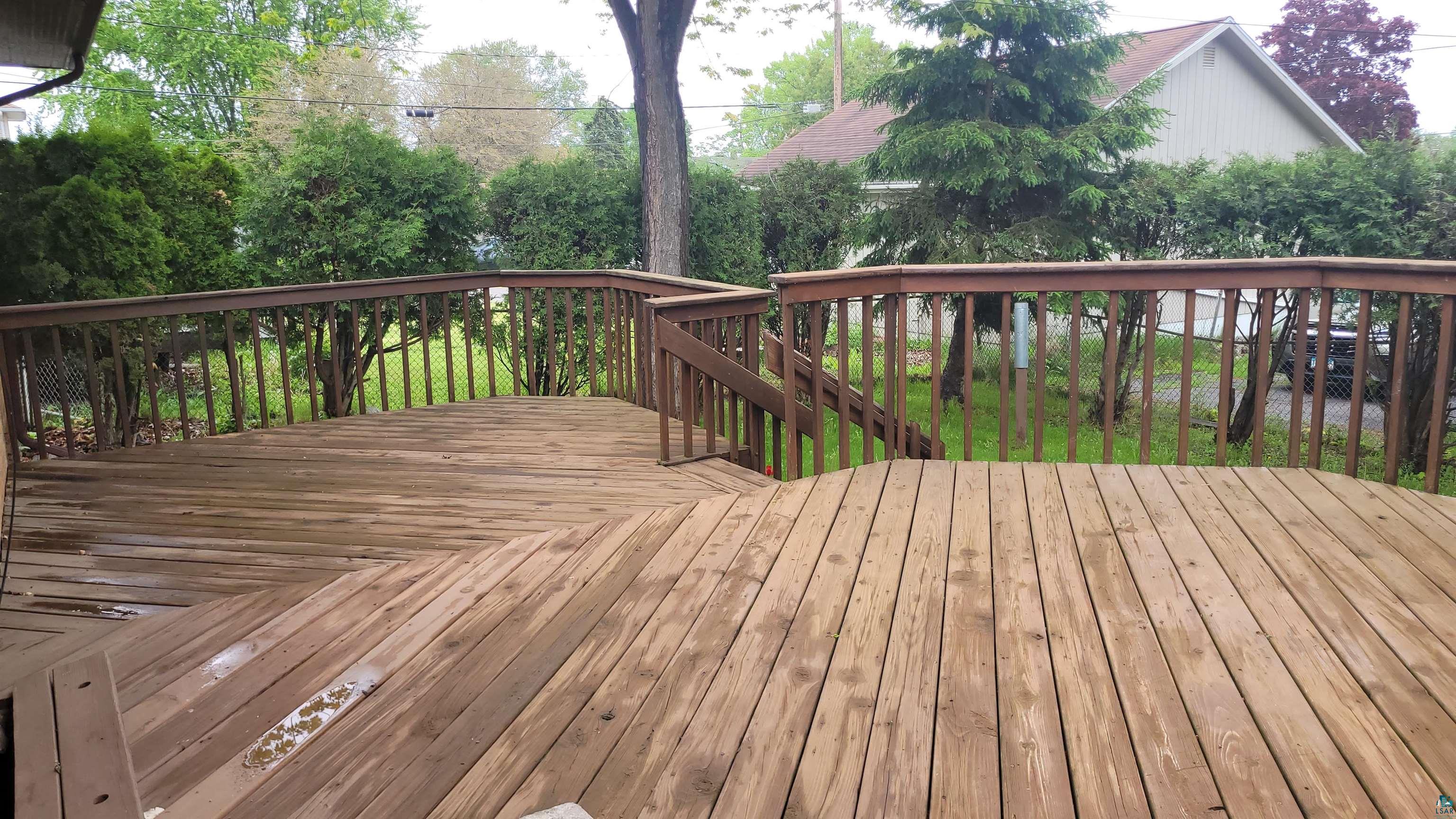 4428 Pitt Street Duluth, MN 55804 - Photo 21 of 23 Back Deck