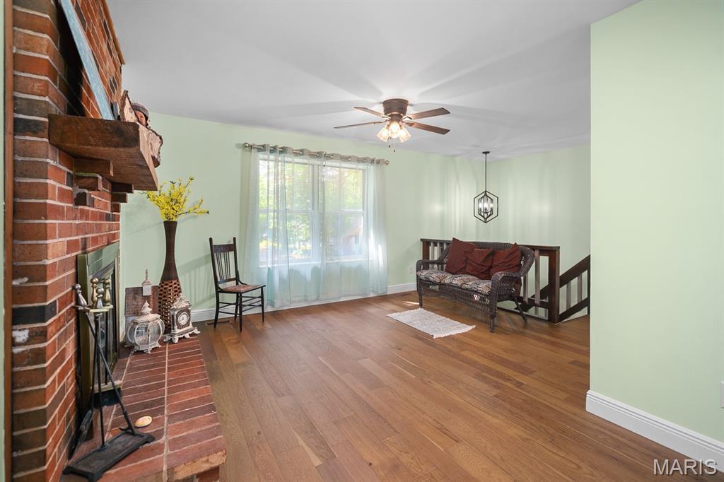 3310 Lynch Road Pacific, MO 63069 - Photo 4 of 28