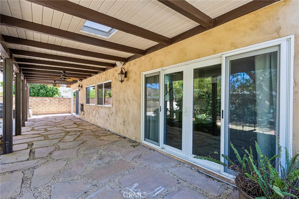 42 Kanan Road Oak Park, CA 91377 - Photo 58 of 69 Gallery Image 58