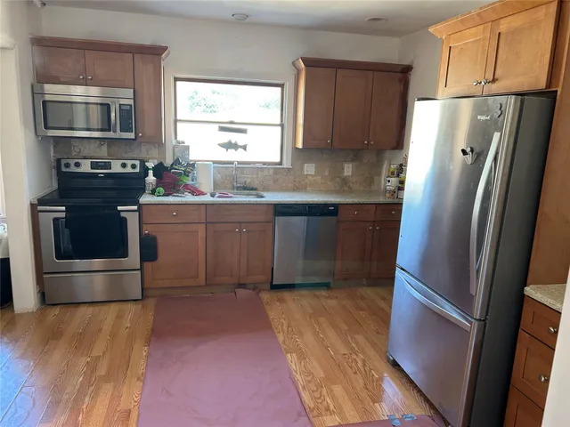 $699,000 | 153 West Main Street, Kings Park, NY 11754