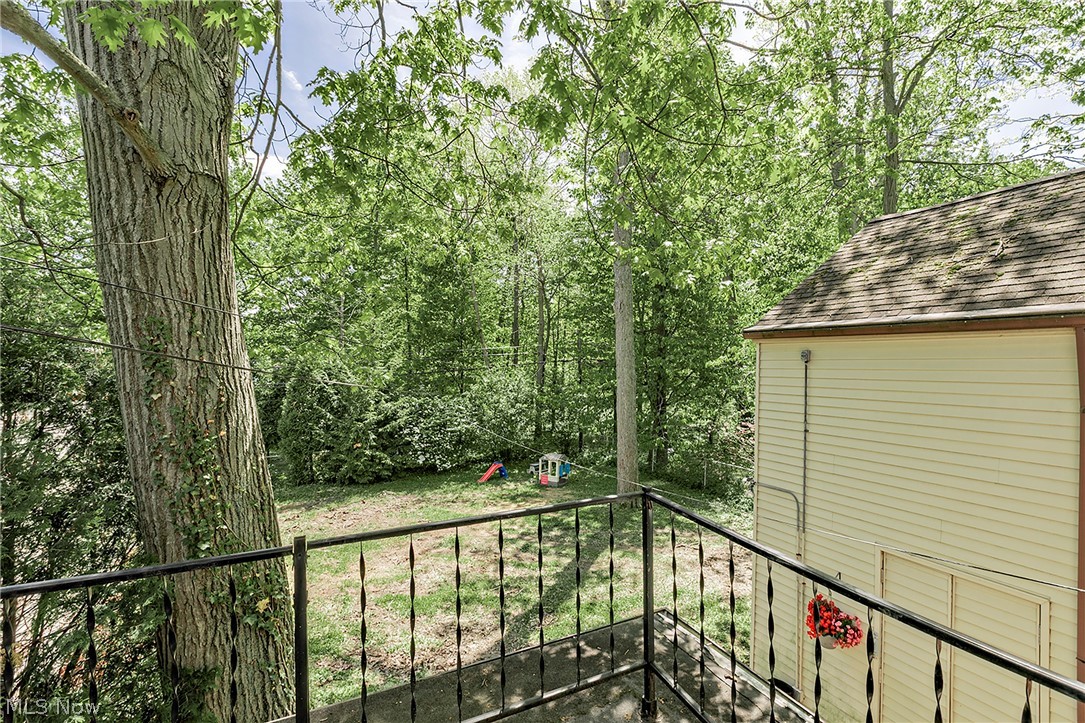 1761 Oakmount Road South Euclid, OH 44121 - Photo 26 of 33