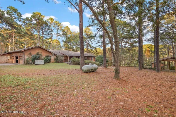 $475,000 | 1020 Lexington Lane, McComb, MS 39648