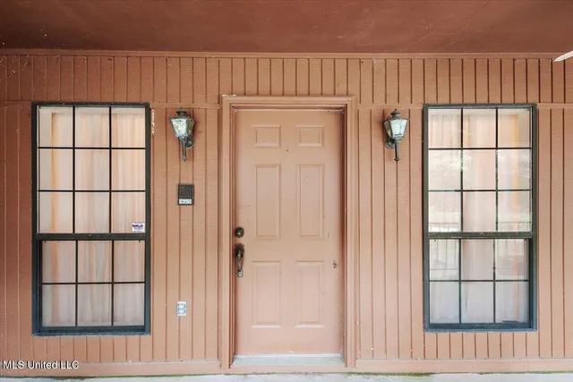 $475,000 | 1020 Lexington Lane, McComb, MS 39648