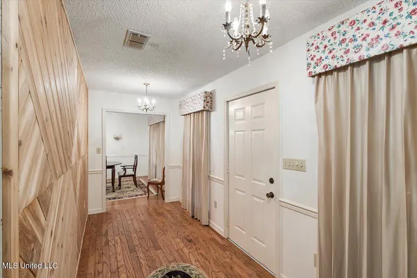 $475,000 | 1020 Lexington Lane, McComb, MS 39648