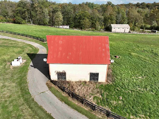 $1,000,000 | 13551 Mt Calvary Road, Loogootee, IN 47553