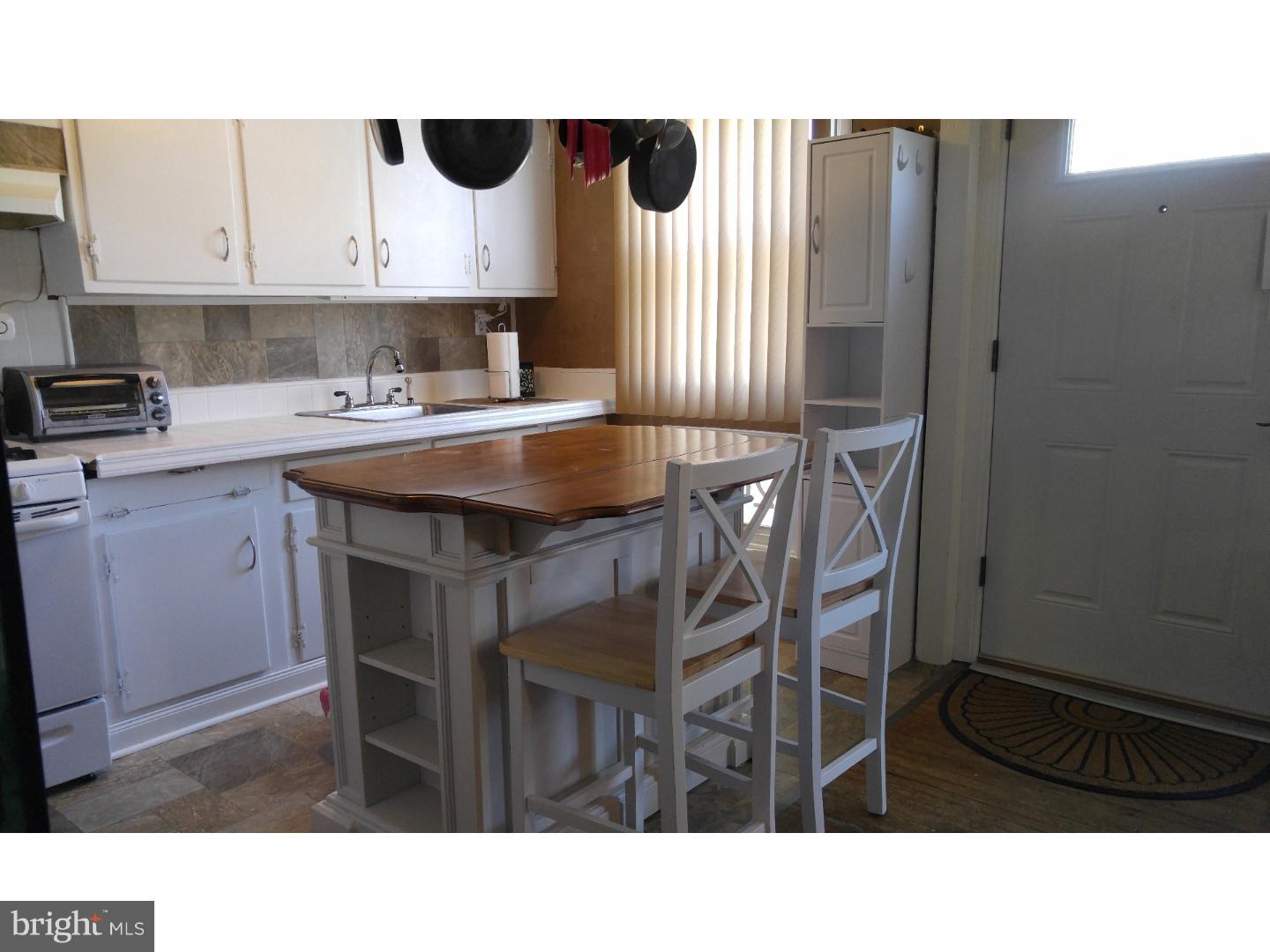 209 Stoney Hill Road Ridley Park, PA 19078 - Photo 4 of 25 Gallery Image 4