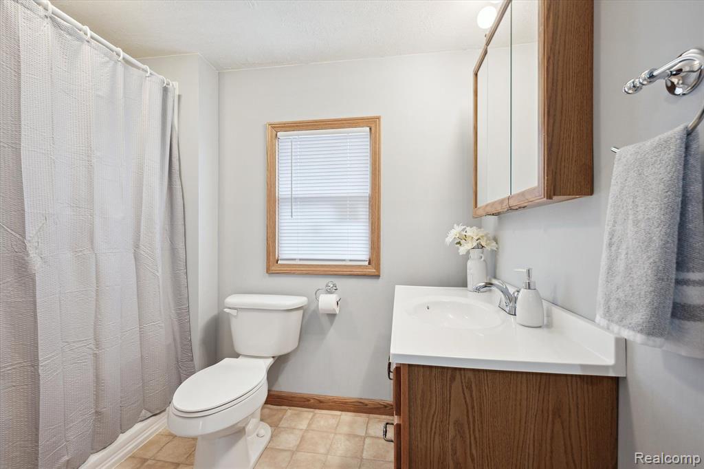 11690 Palmer Road Maybee, MI 48159 - Photo 15 of 33