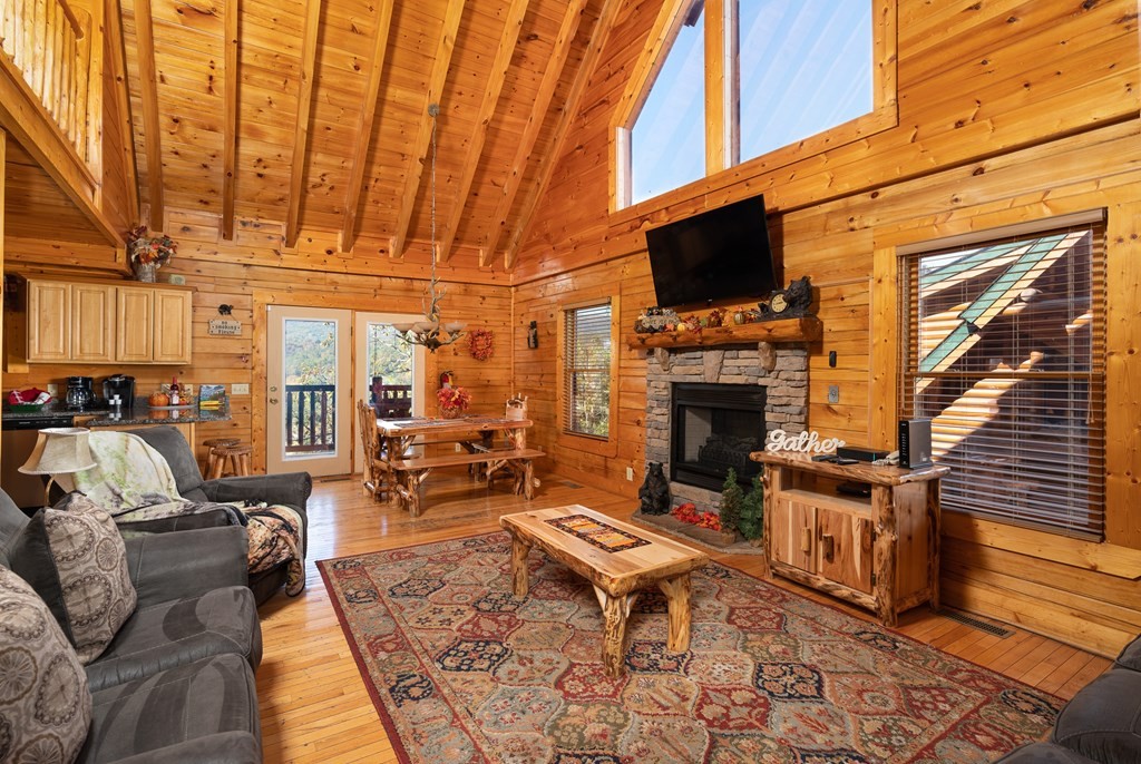 1726 Summit View Way Pigeon Forge, TN 37862 - Photo 3 of 35 Gallery Image 3