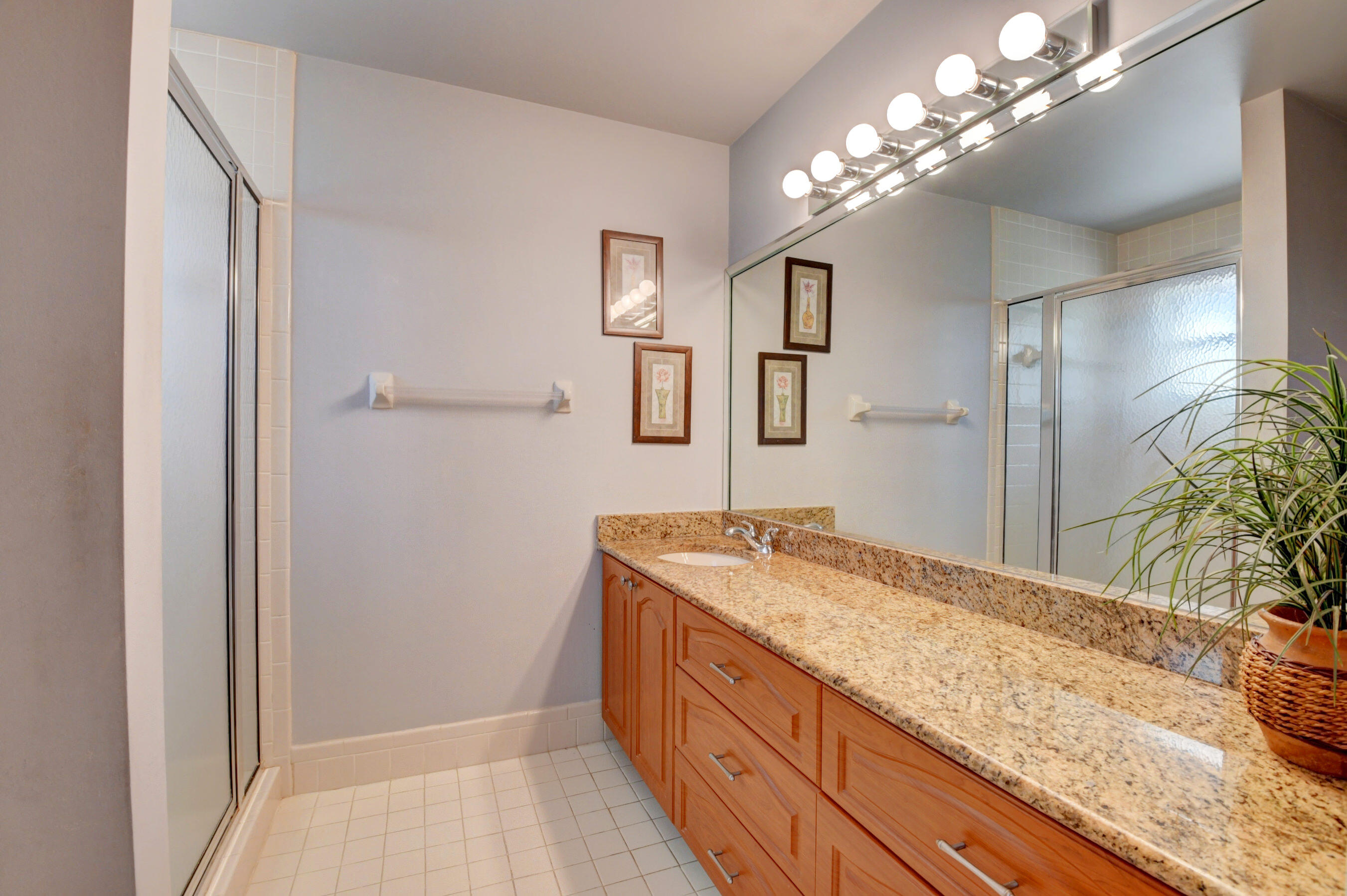 23293 Barlake Drive Boca Raton, FL 33433 - Photo 17 of 36 38_dsc_10001 (402)_3)_4)_5)_6)