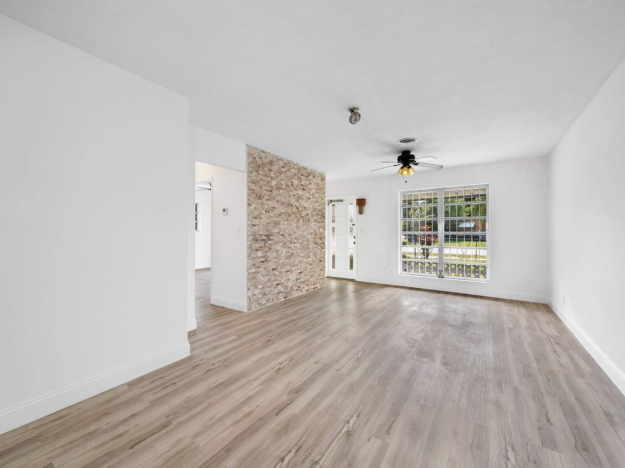 5801 Harding Street Hollywood, FL 33021 - Photo 5 of 21 Photo 5