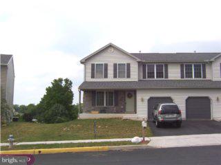 369 Oneida Drive Sinking Spring, PA 19608 - Photo 1 of 3