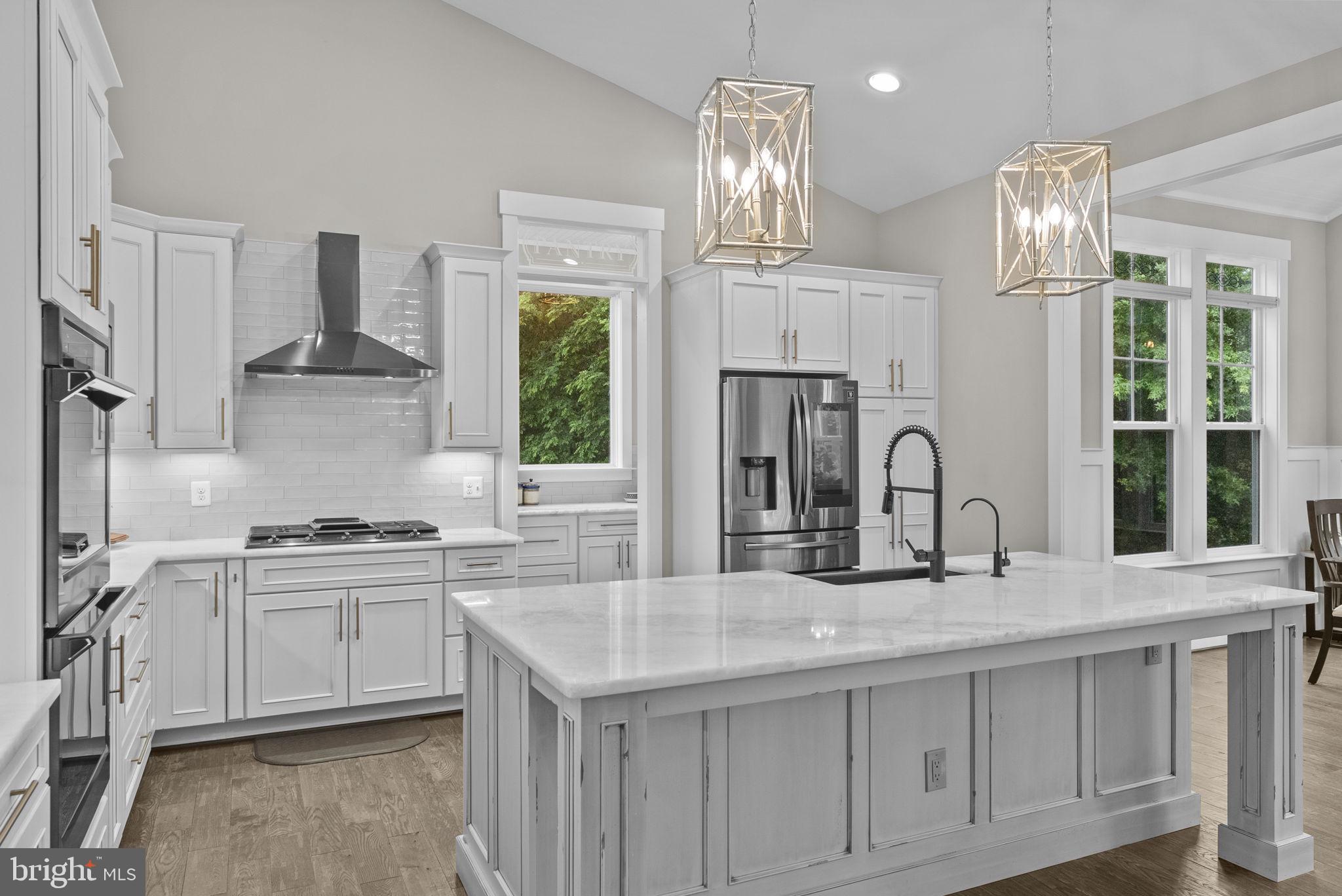 9801 Thoroughbred Road Warrenton, VA 20187 - Photo 35 of 119 Large Island