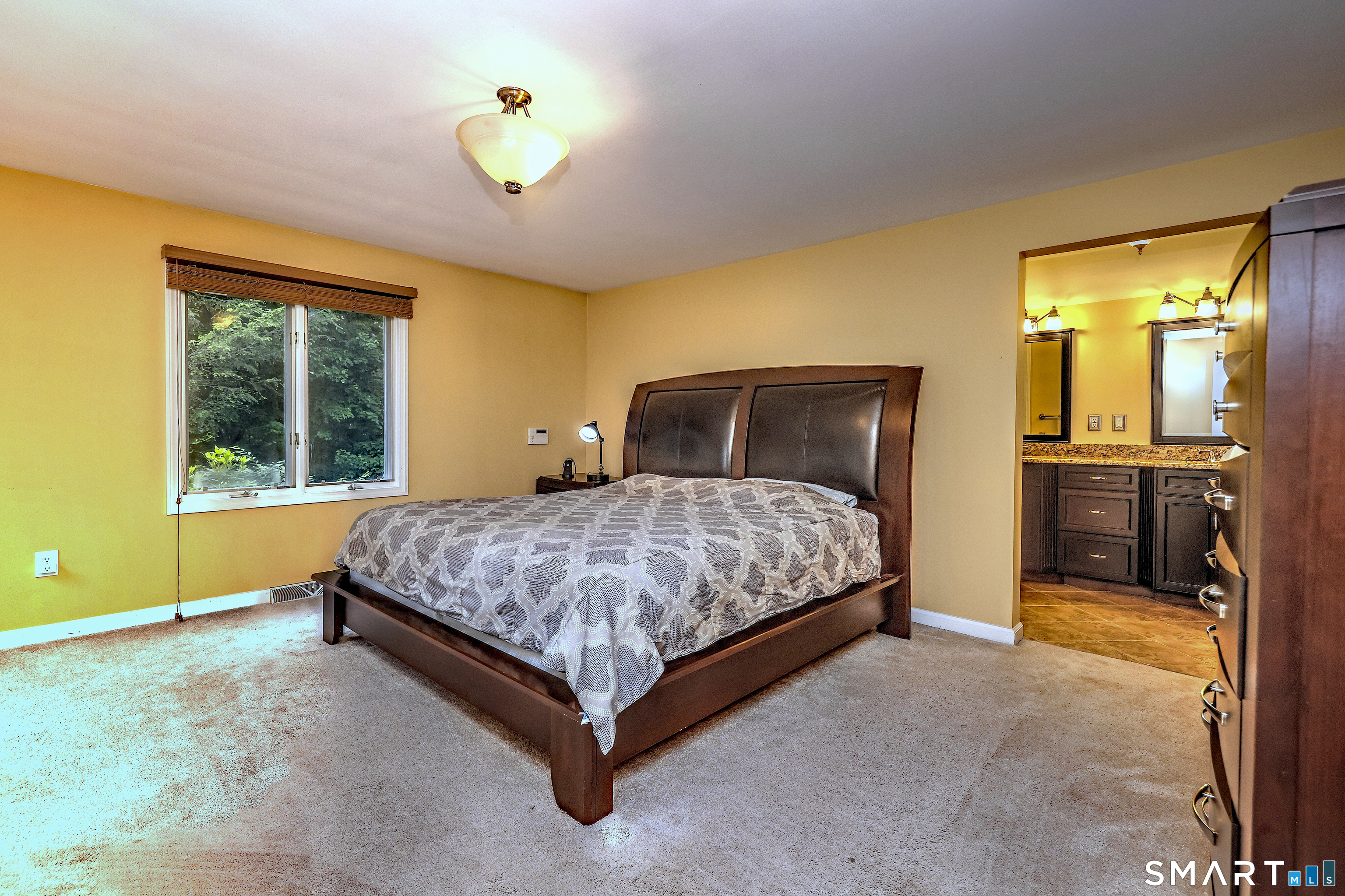36 Old Barnabas Road Woodbridge, CT 06525 - Photo 18 of 27