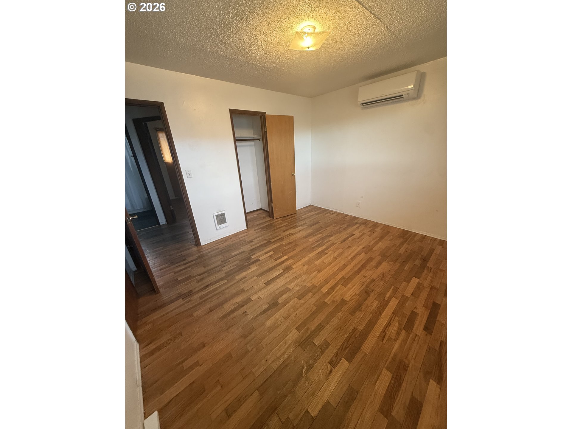 805 Southeast 6th Street Pendleton, OR 97801 - Photo 19 of 32 a view of a hallway
