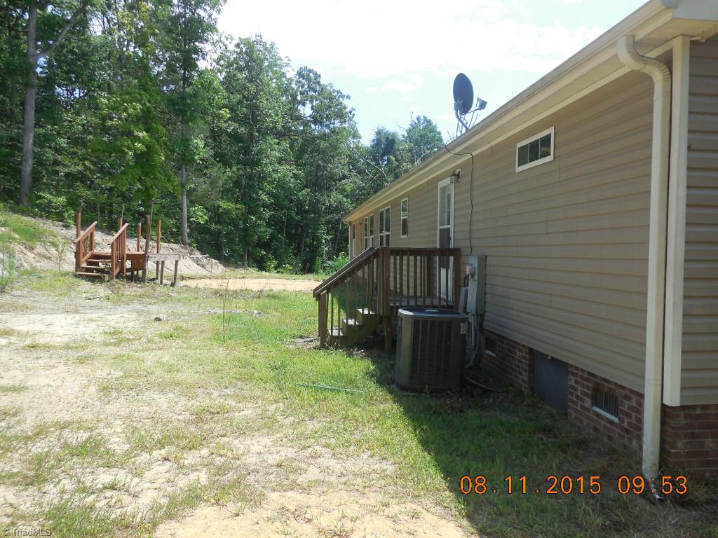 411 Myers Road Thomasville, NC 27360 - Photo 2 of 15 Gallery Image 2