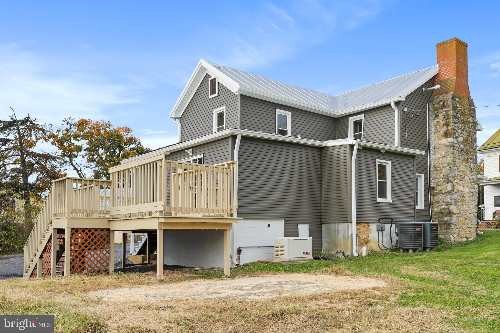 12354 Back Road Toms Brook, VA 22660 - Photo 4 of 58 Gallery Image 4