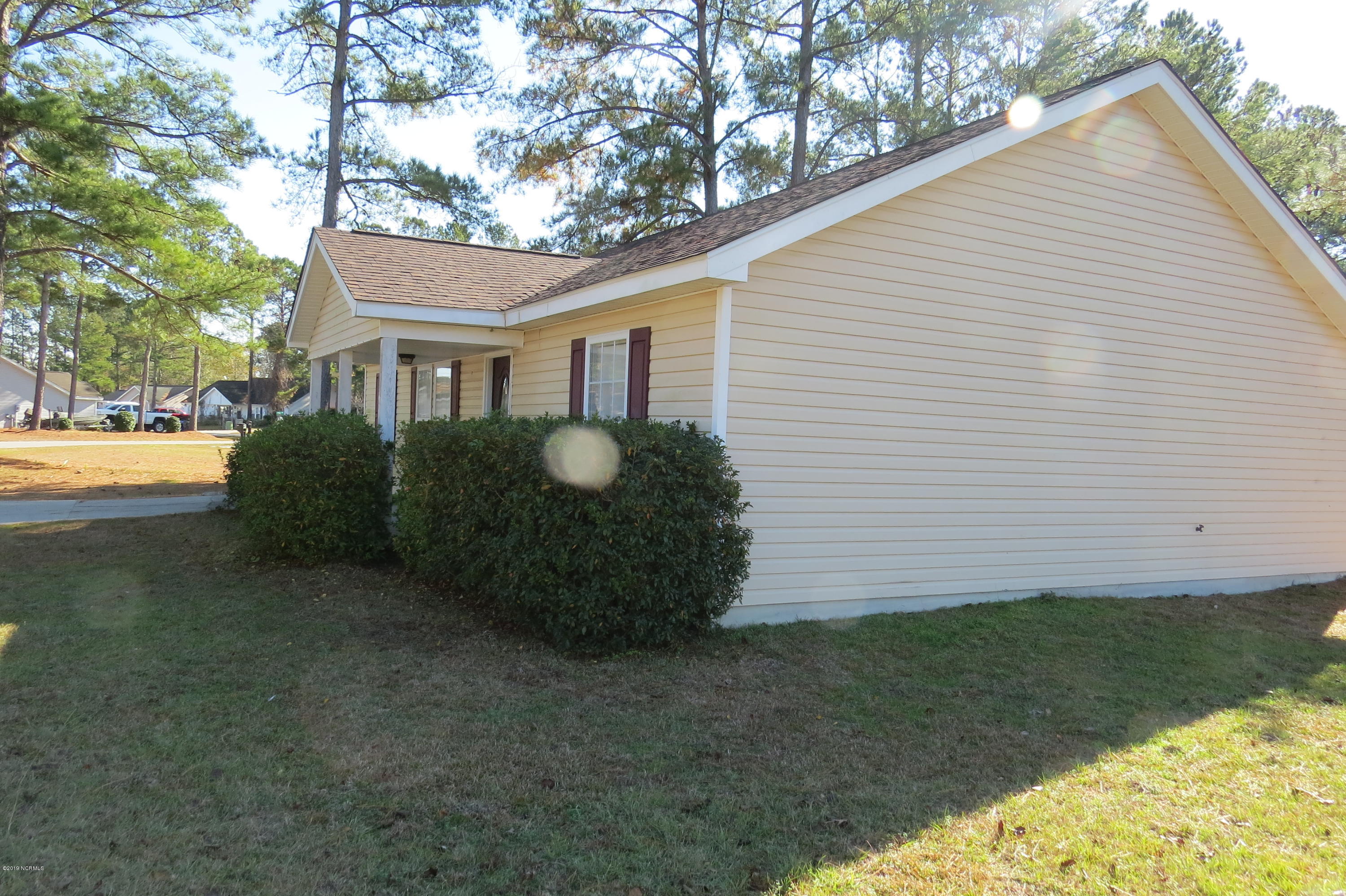 4357 Ritz Circle Shallotte, NC 28470 - Photo 2 of 22 IMG_7910
