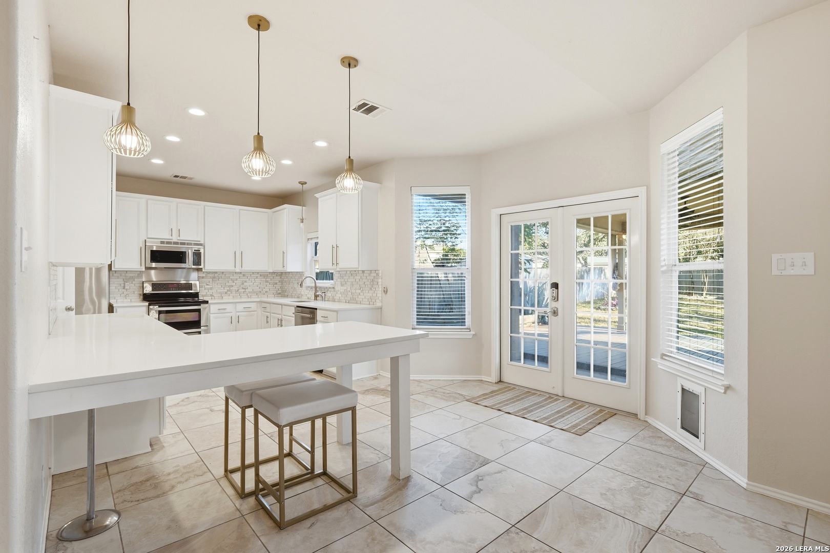 8626 Auberry Path Helotes, TX 78023 - Photo 13 of 37