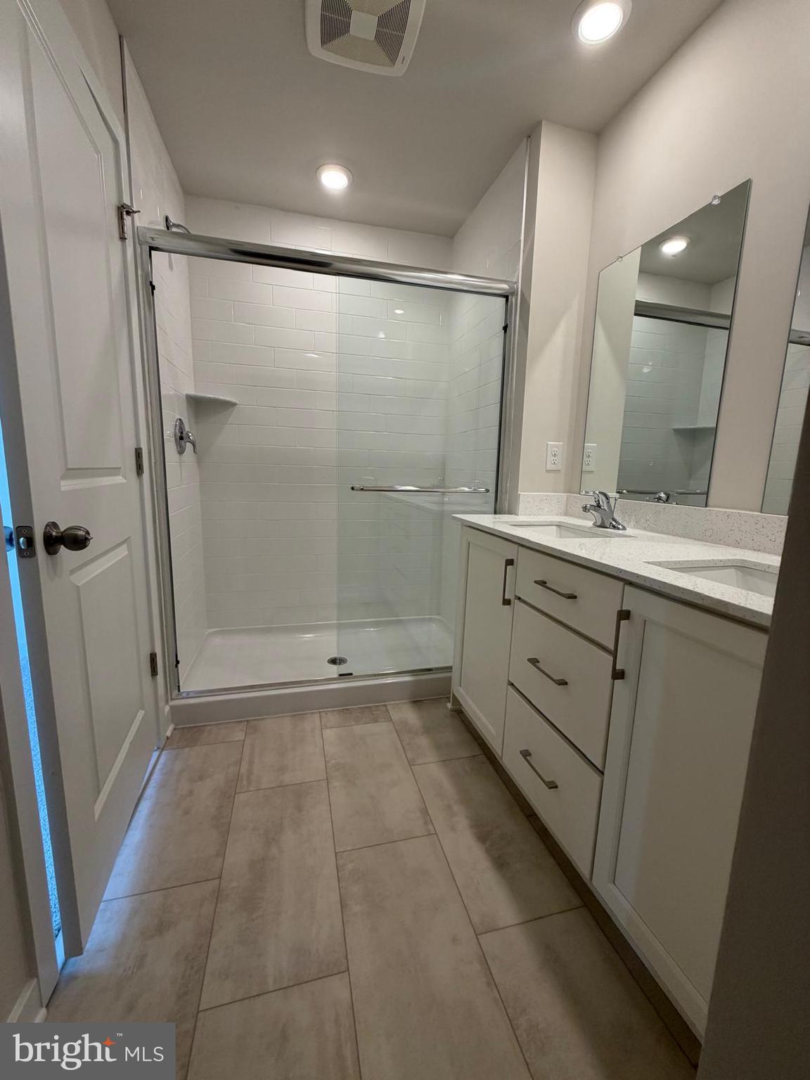 39 East Front Street Bridgeport, PA 19405 - Photo 25 of 52