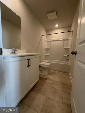 $3,500 | 39 East Front Street, Bridgeport, PA 19405