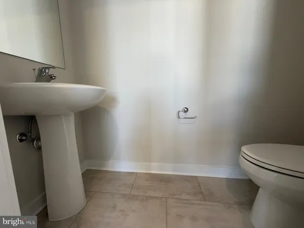 $3,500 | 39 East Front Street, Bridgeport, PA 19405