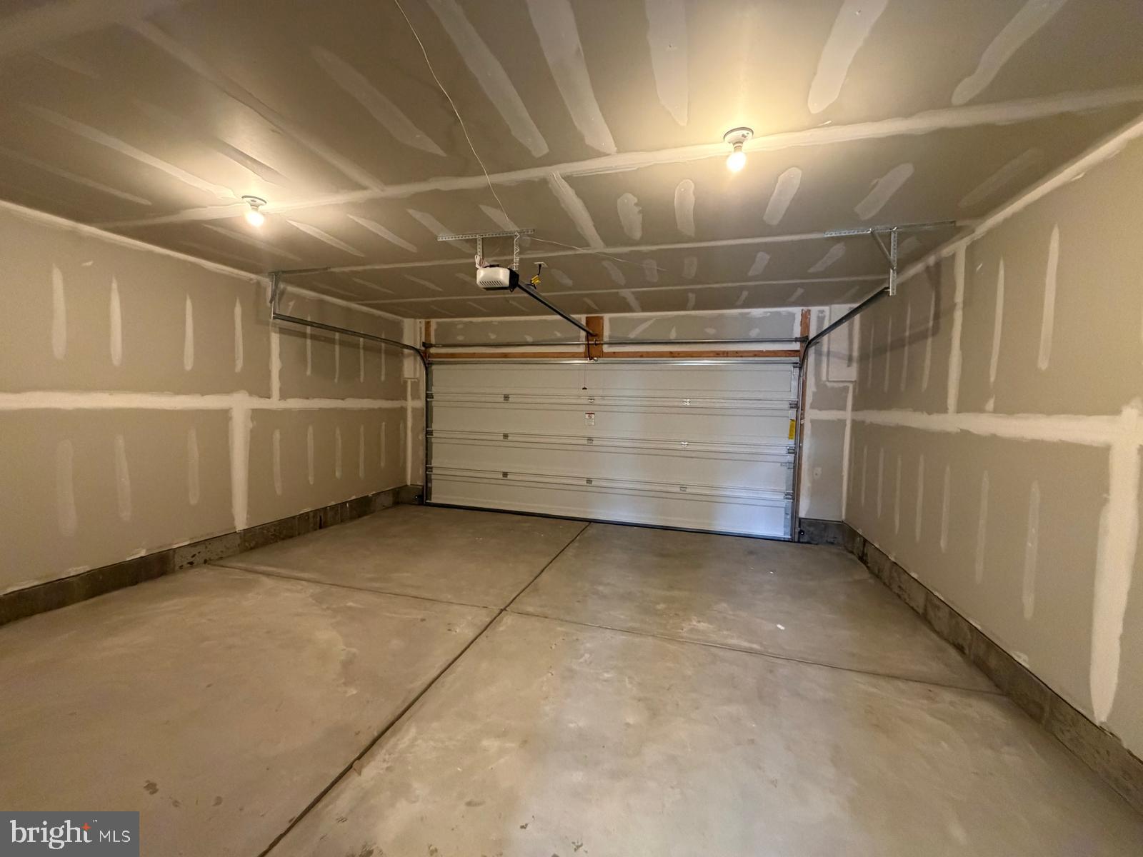 39 East Front Street Bridgeport, PA 19405 - Photo 8 of 52