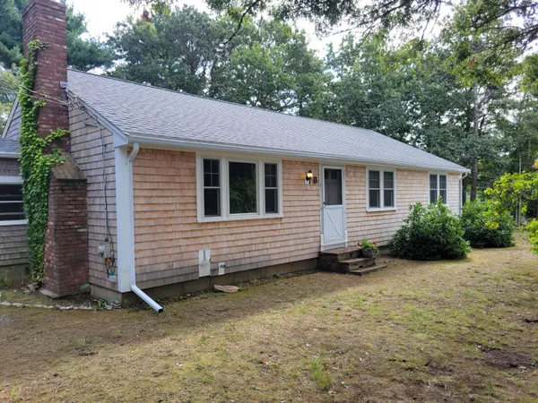 $649,000 | 8 Westbury Way, Cotuit, MA 02635