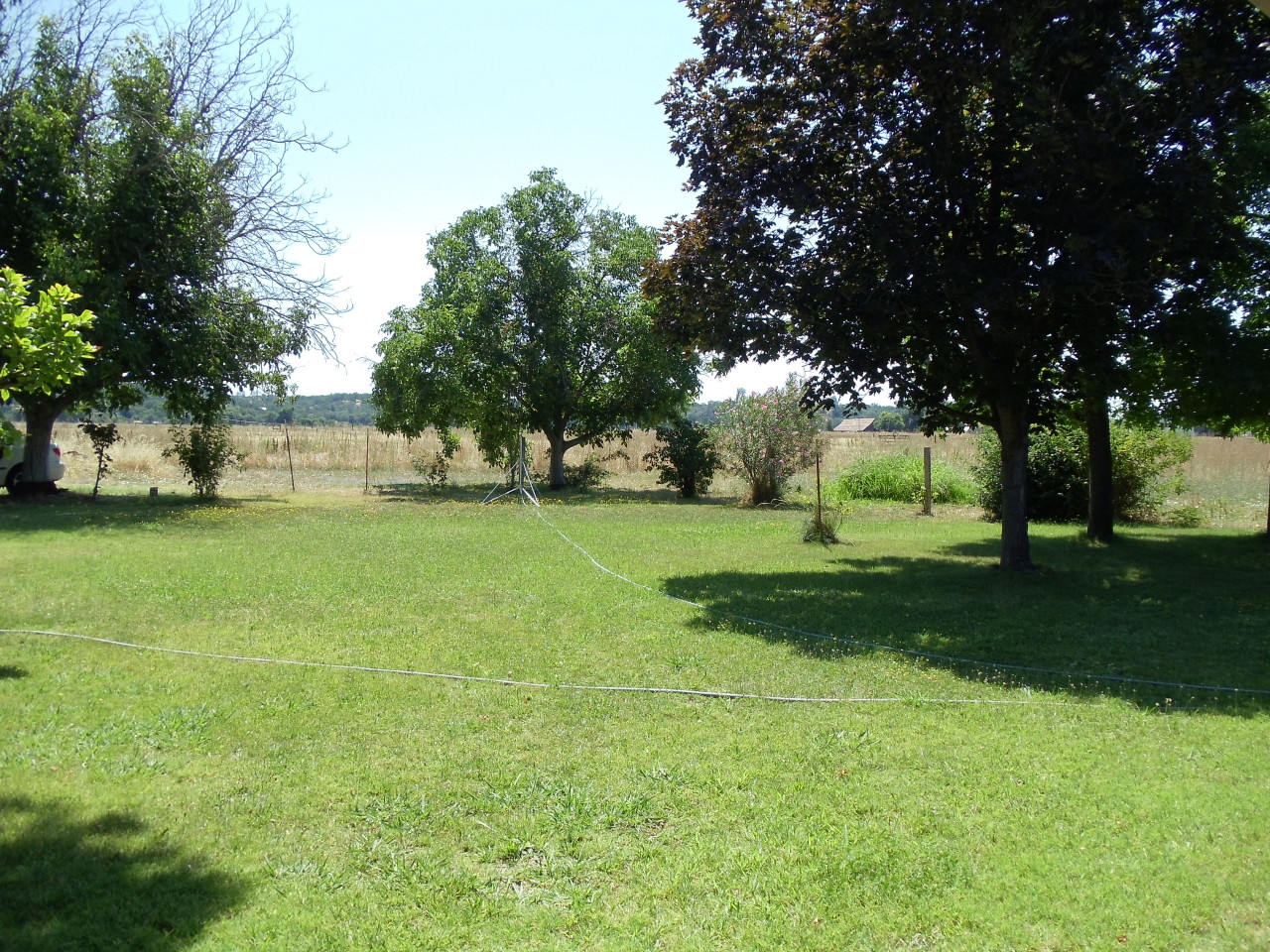 6609 Deschutes Road Anderson, CA 96007 - Photo 3 of 20 Backyard