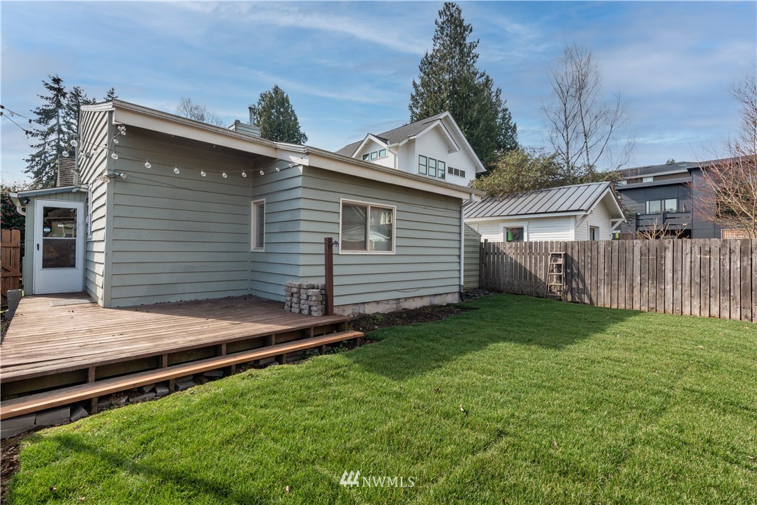 528 North 74th Street Seattle, WA 98103 - Photo 2 of 34 a view of a back yard of the house