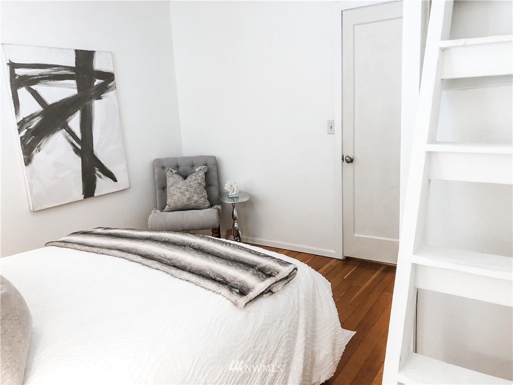 528 North 74th Street Seattle, WA 98103 - Photo 19 of 34