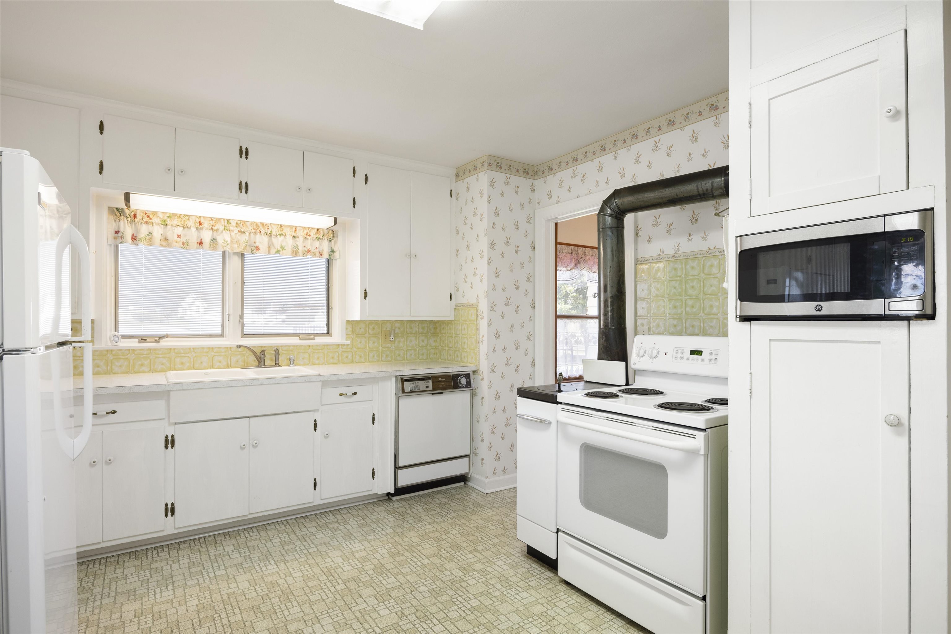 9923 North 5 Mile Road Spokane, WA 99208 - Photo 8 of 48