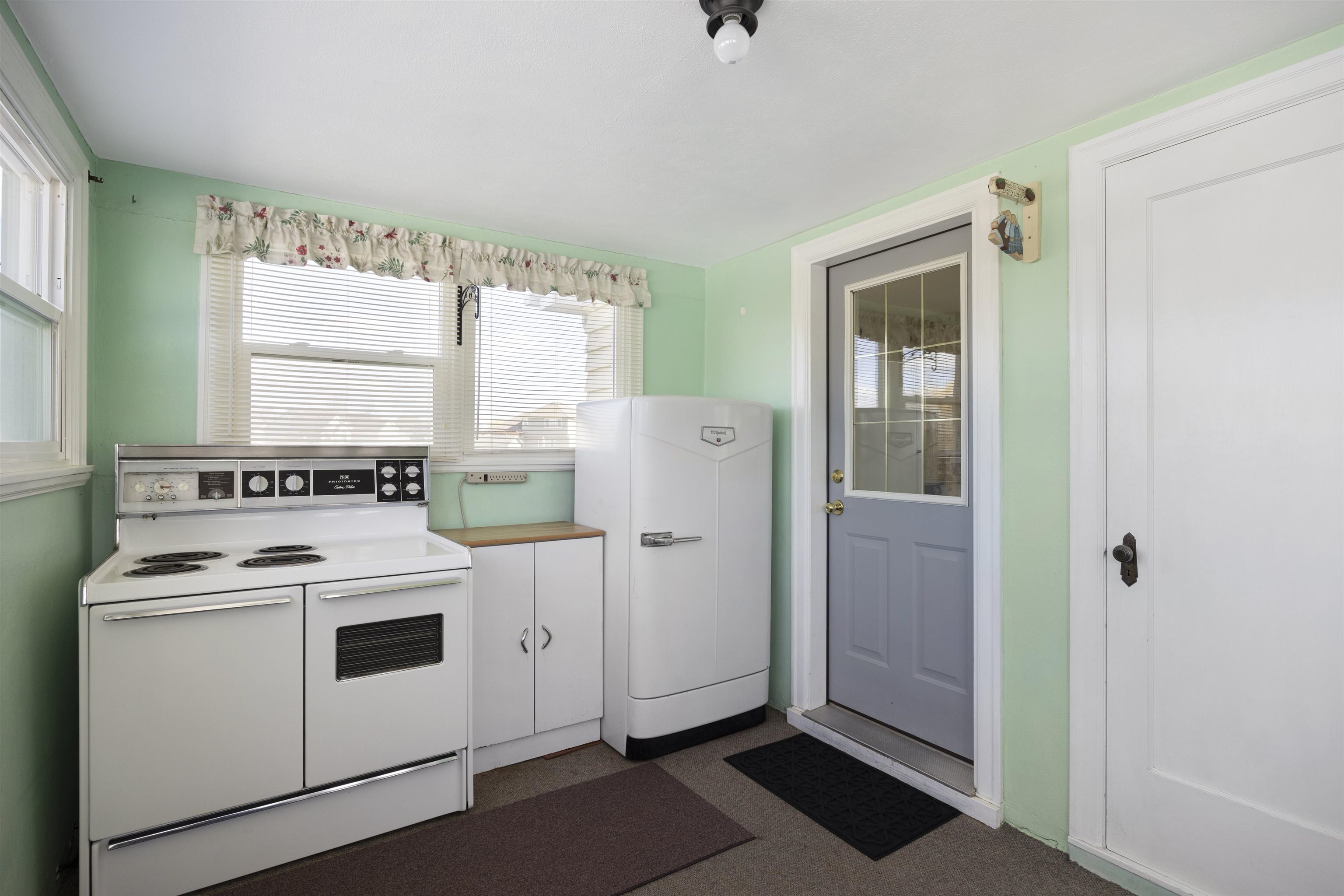9923 North 5 Mile Road Spokane, WA 99208 - Photo 10 of 48