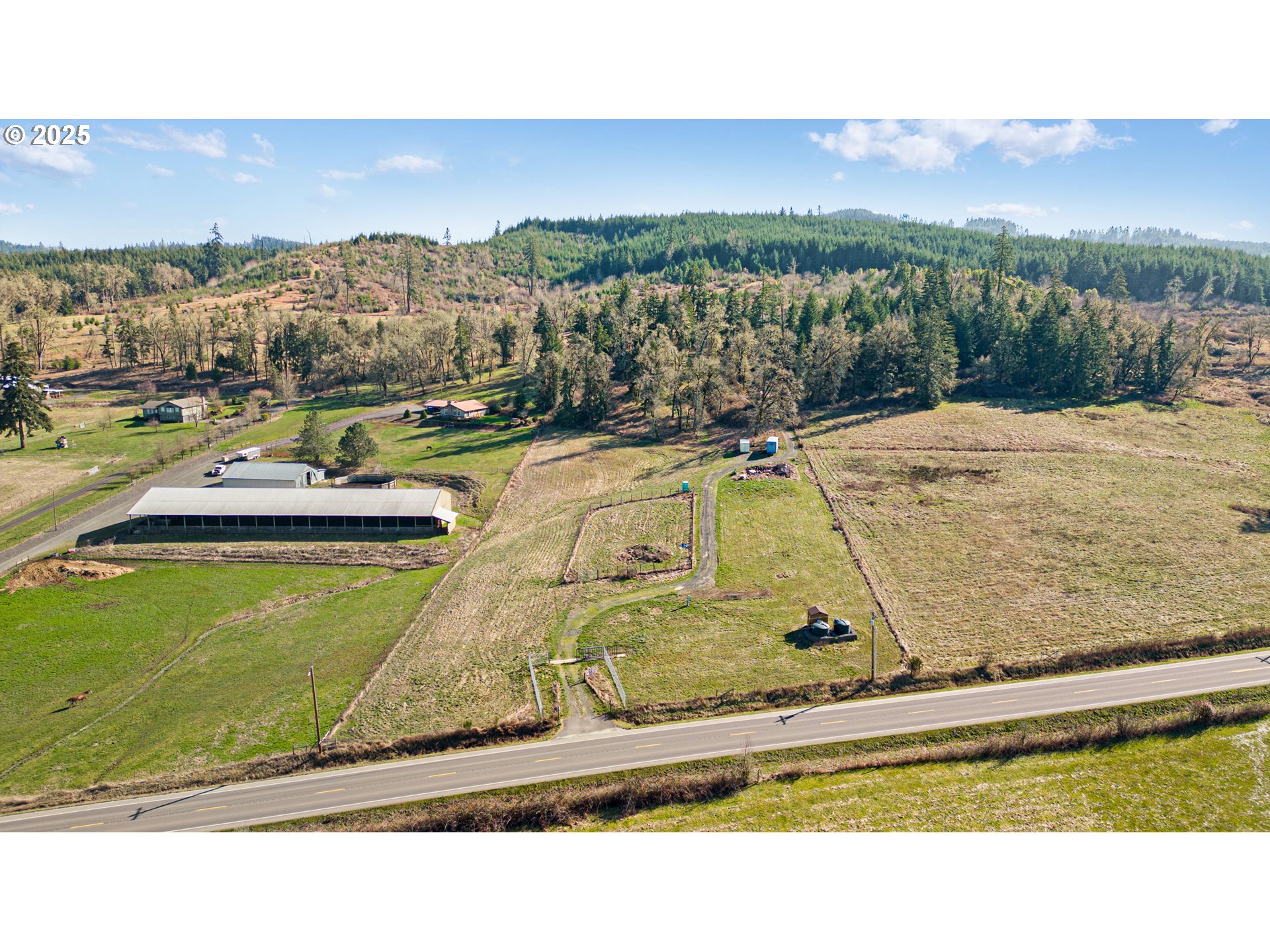 26600 Crow Road Eugene, OR 97402 - Photo 1 of 24 Gallery Image 1