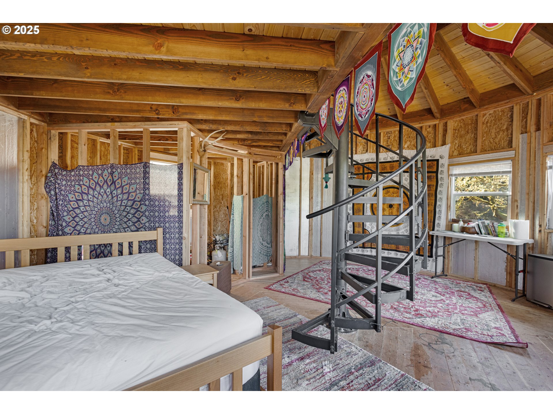 26600 Crow Road Eugene, OR 97402 - Photo 11 of 24 Gallery Image 11