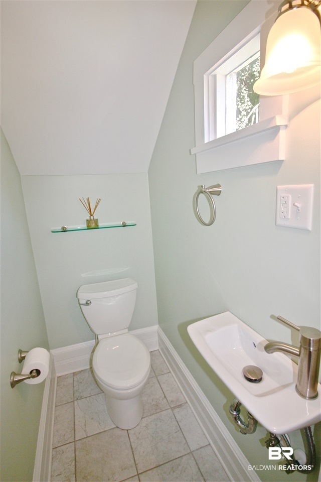 1703 Dauphin Street Mobile, AL 36604 - Photo 12 of 36