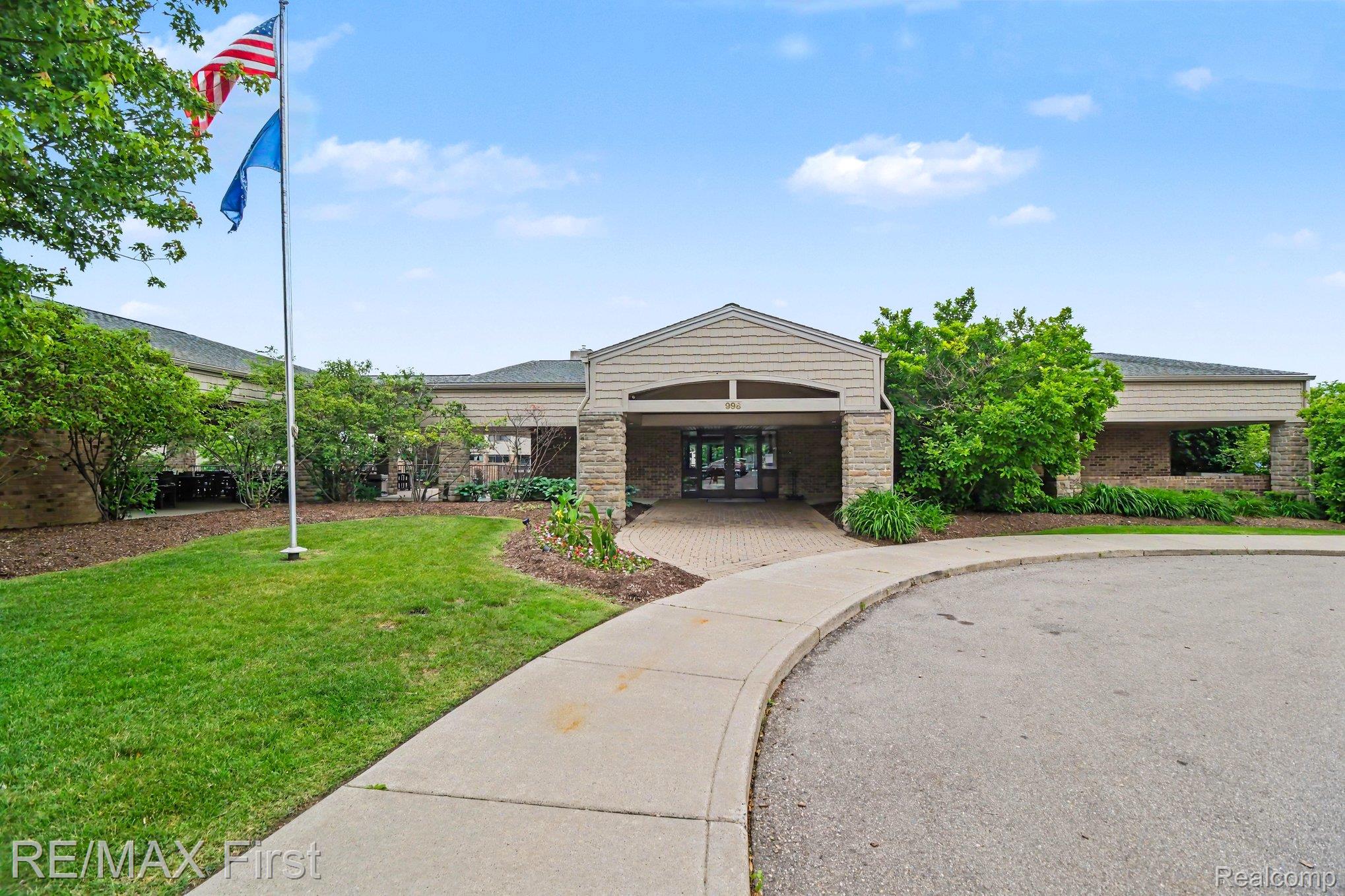 601 Brookwood Lane East Rochester, MI 48309 - Photo 28 of 36 026_file_7716.jpg