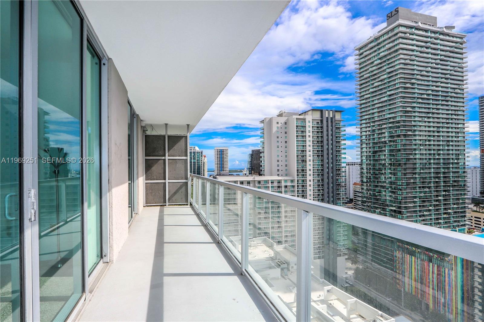79 Southwest 12th Street, Unit 3002S Miami, FL 33130 - Photo 4 of 11