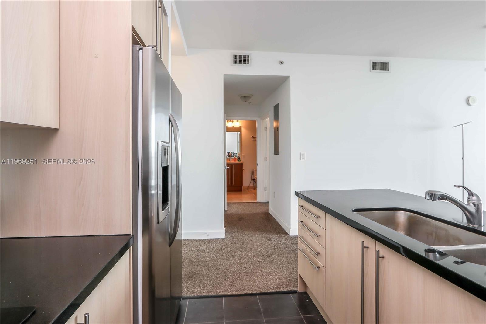 79 Southwest 12th Street, Unit 3002S Miami, FL 33130 - Photo 7 of 11