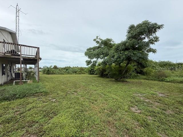 1799 East Manasota Beach Road Englewood, FL 34223 - Photo 22 of 50 a view of a garden